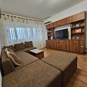 Like Comfort 3 For Families And Groups With Full Kitchen And Free Parking Apartament